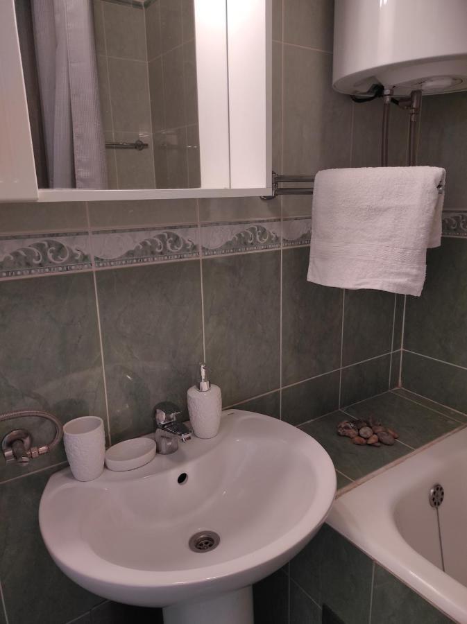 Sunny apartment in Rijeka Bagian luar foto